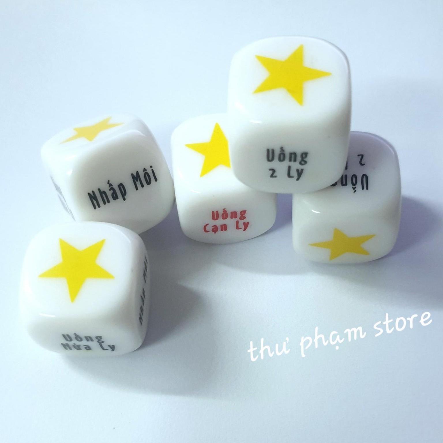 [HCM]Hàng Đẹp - Set 2 viên Xí Ngầu uống bia phiên bản Tiếng Việt (HAO-XNUB)