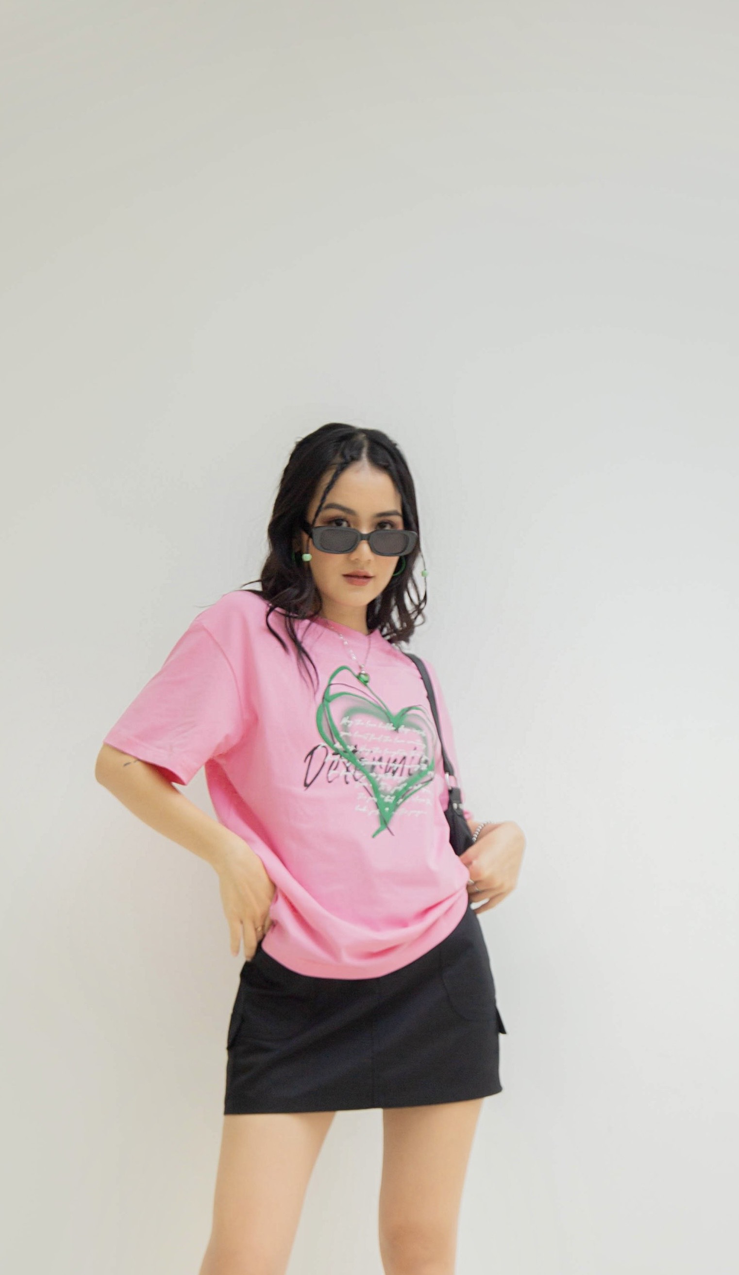 Áo thun thiết kế hoạ tiết trái tim | Heart Tee | Secodee