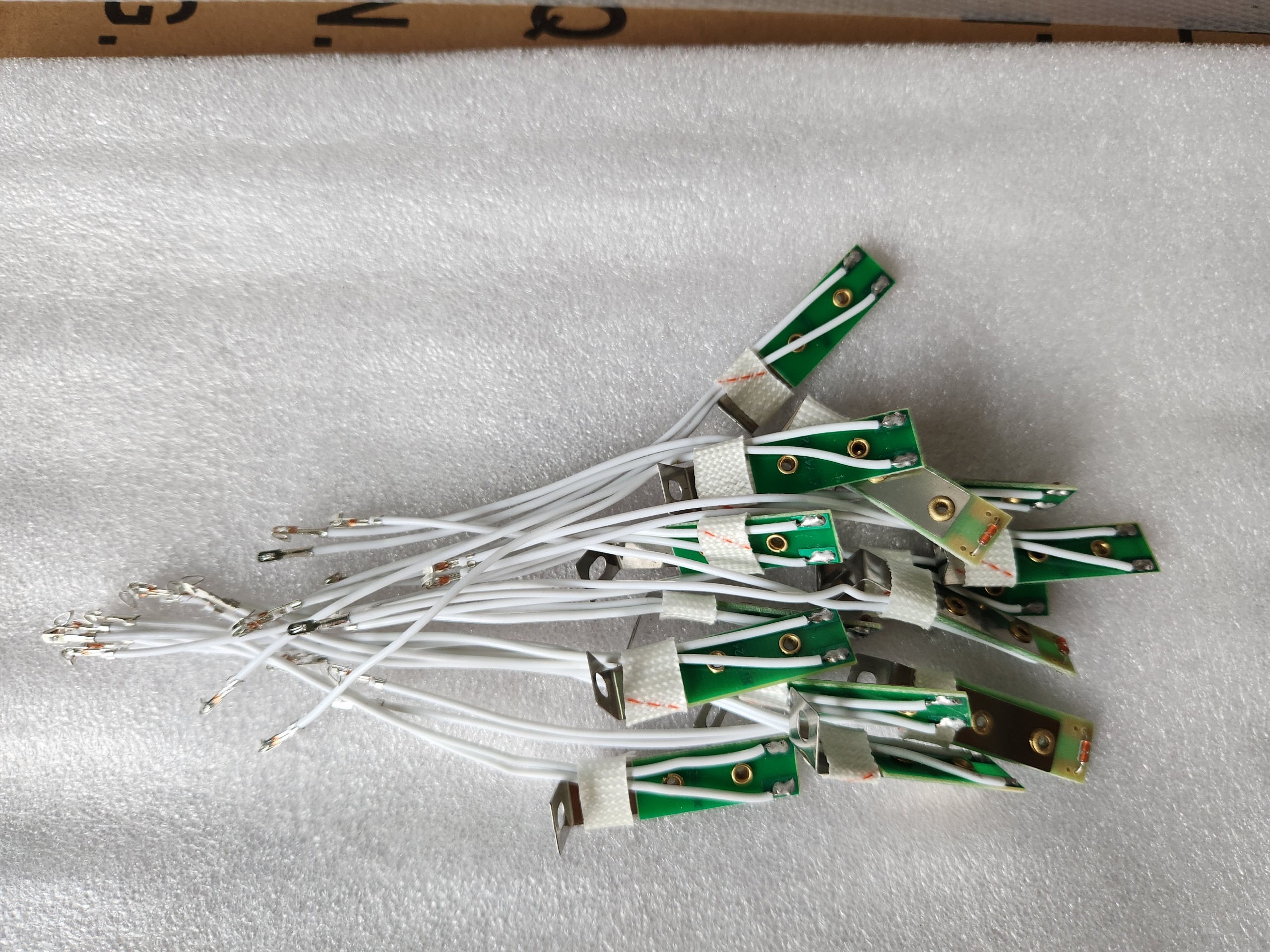 Cảm biến máy ép plastic khổ A2,A3