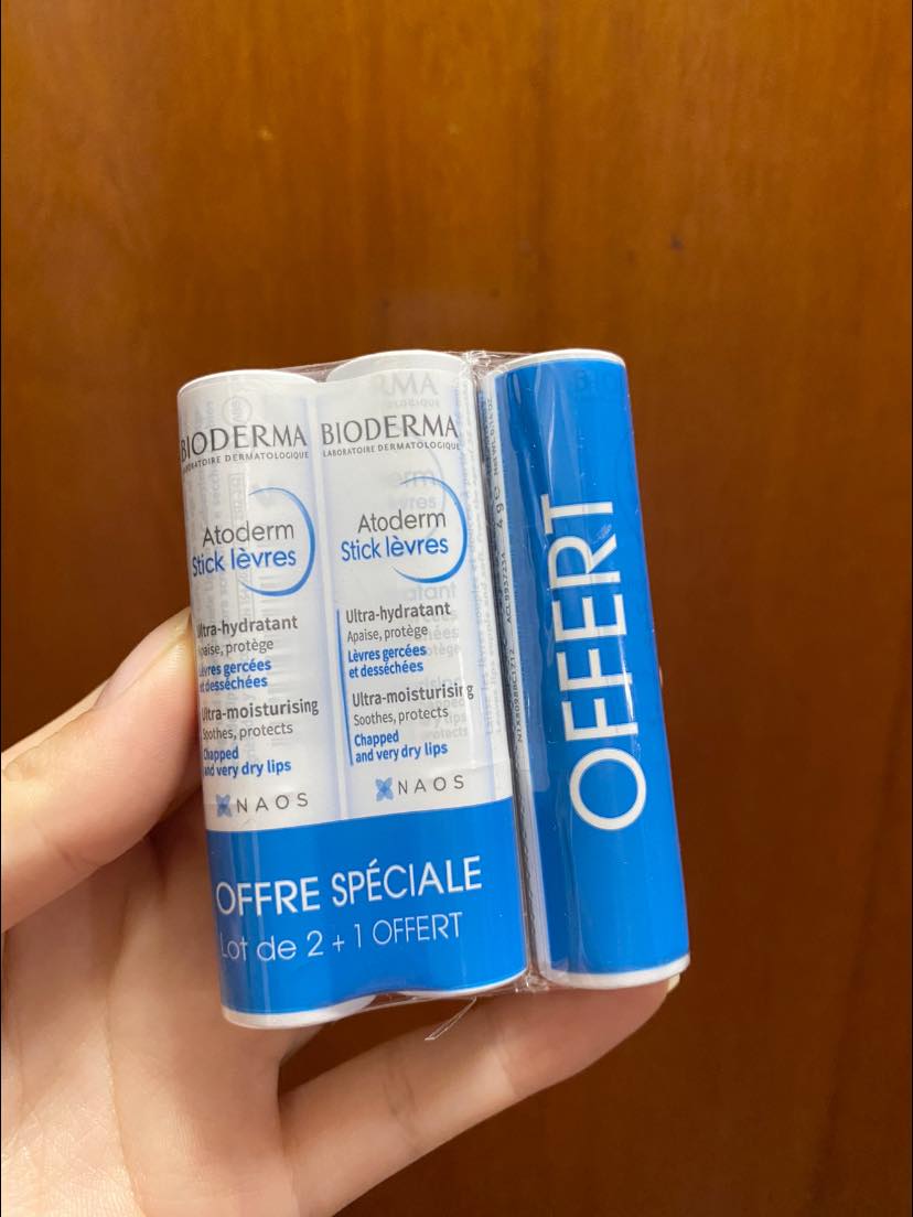 Bioderma atoderm levres 4g son dưỡng môi chăm sóc môi khô, nẻ,bảo vệ môi, tránh môi thâm khi đánh son