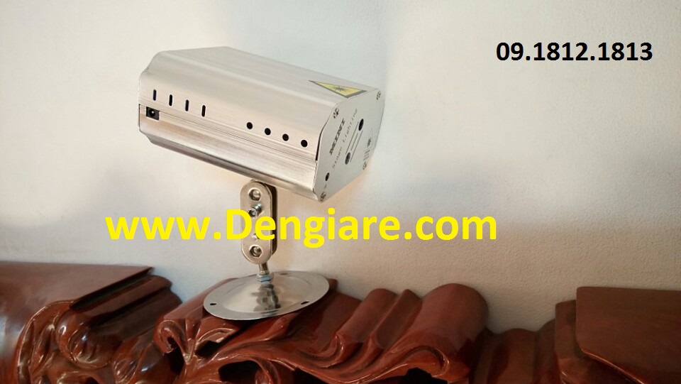 Đèn laser mini chiếu hoa văn đẹp phòng karaoke cảm ứng nhạc