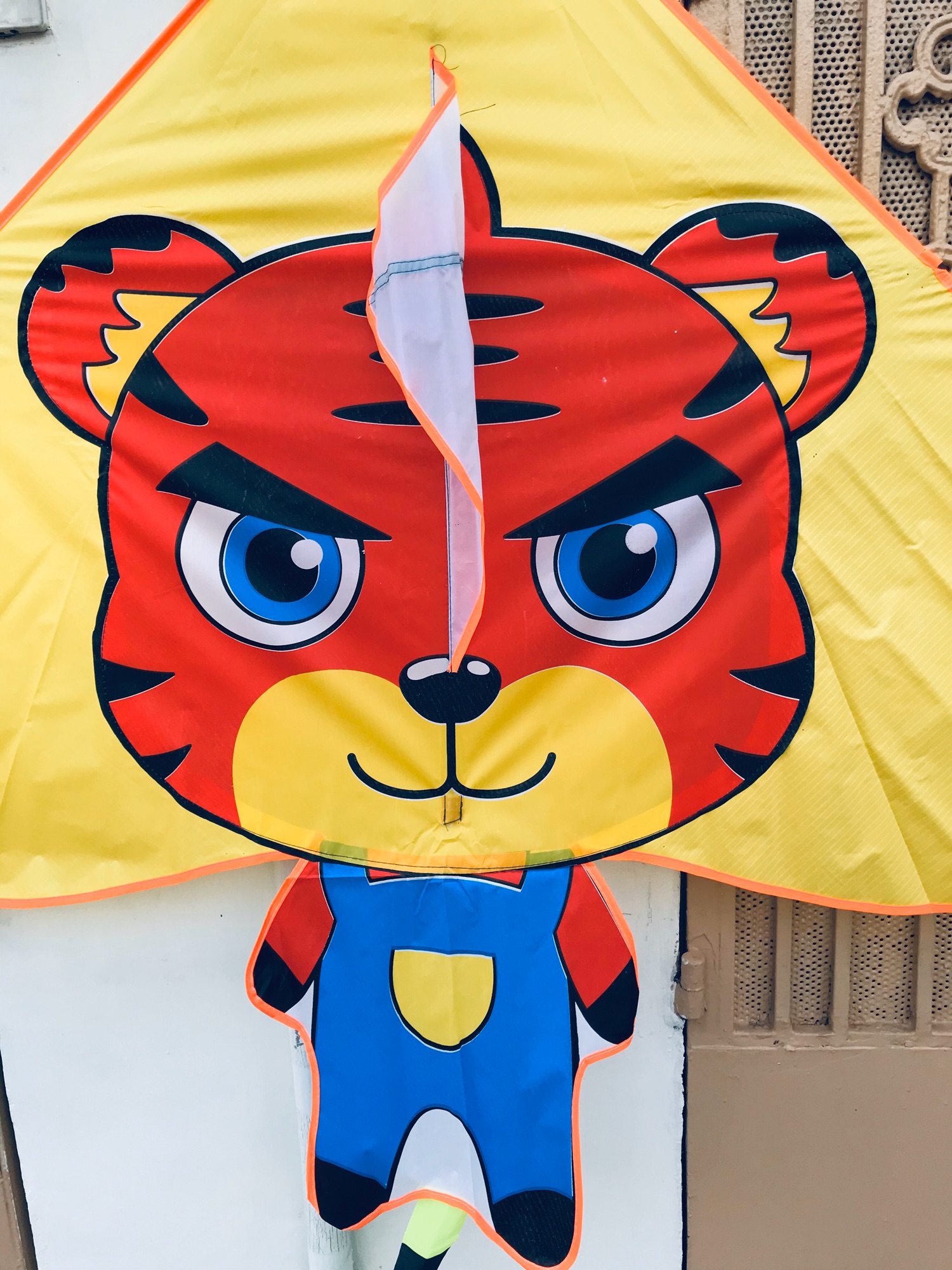 [HCM]COMBO 1 TẶNG 1 - Diều HỔ CARTOON + Tặng tay cầm thả diều lớn 100m dây - ẢNH THẬT