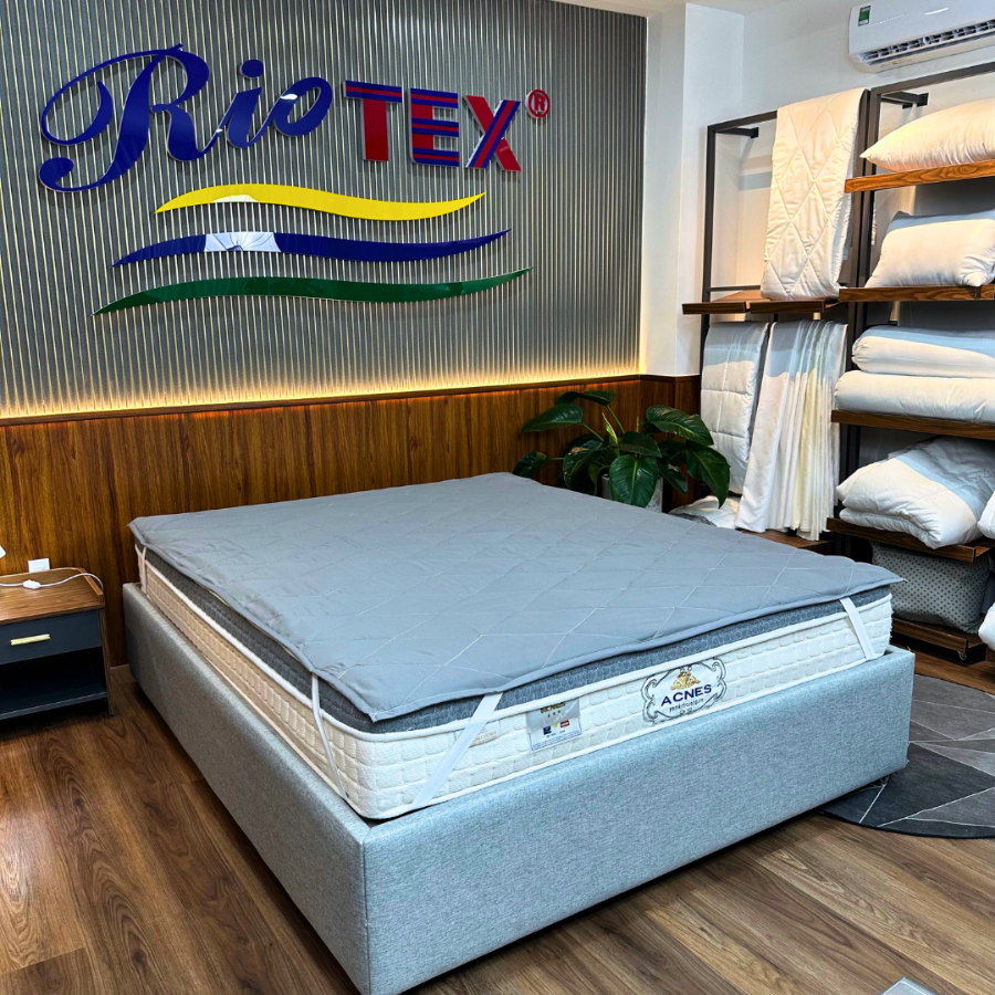 Tấm lót bảo vệ nệm kate màu xám riotex home cao cấp dày 7mm tiêu chuẩn khách sạn