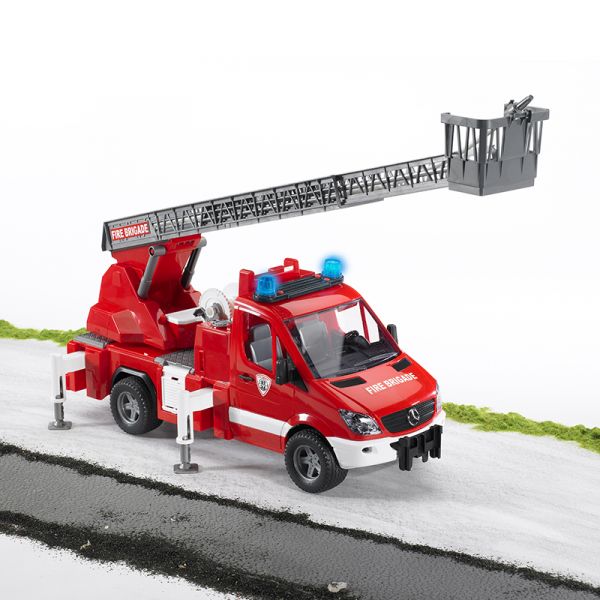 Đồ chơi mô hình bruder xe cứu hỏa có thang 02532