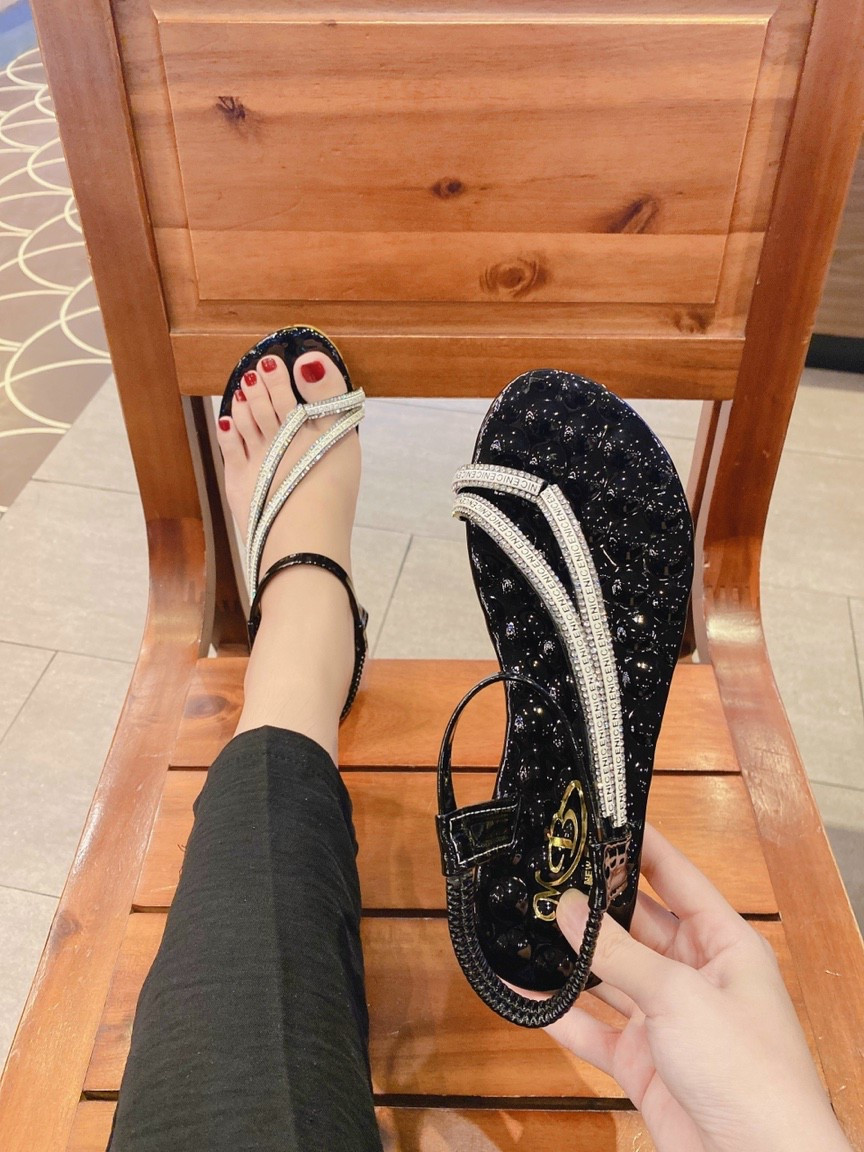 Giày Sandal nữ đế bệt chiến binh xỏ ngón tông kẹp dây mảnh gọn quai chéo hot mùa hè đi biển đi chơi đi học mũi tròn mới