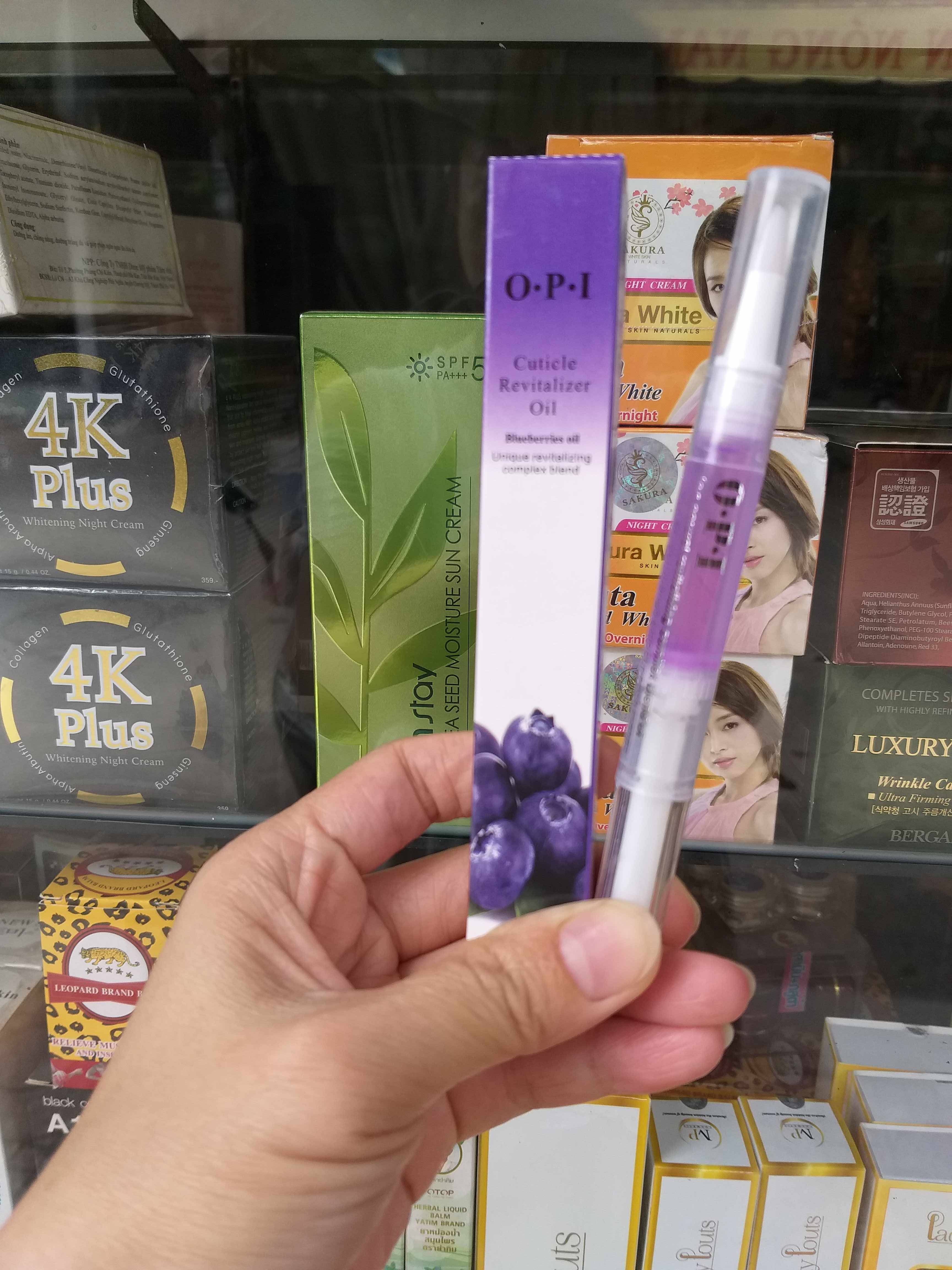 Bút dưỡng viền móng