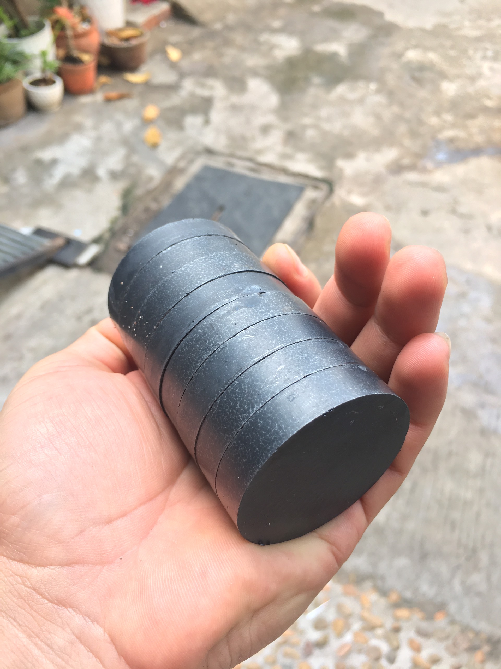 [HCM]Nam Châm Đen Ferrite Ø 40x10mm