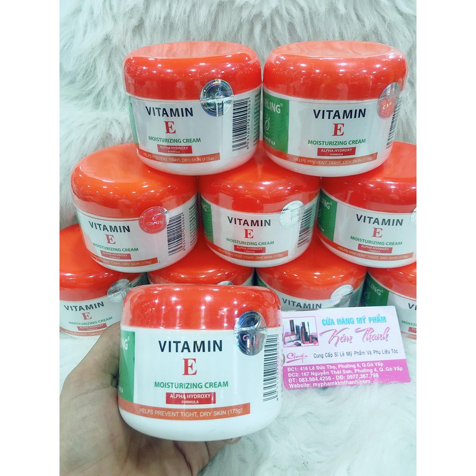 Kem Giữ Ẩm massage mặt Vitamin E Darling 175g