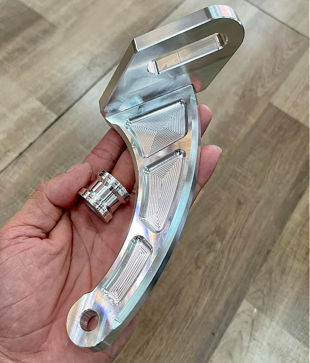 Pat nhôm cnc giữ má đùm cho ex135 ex150