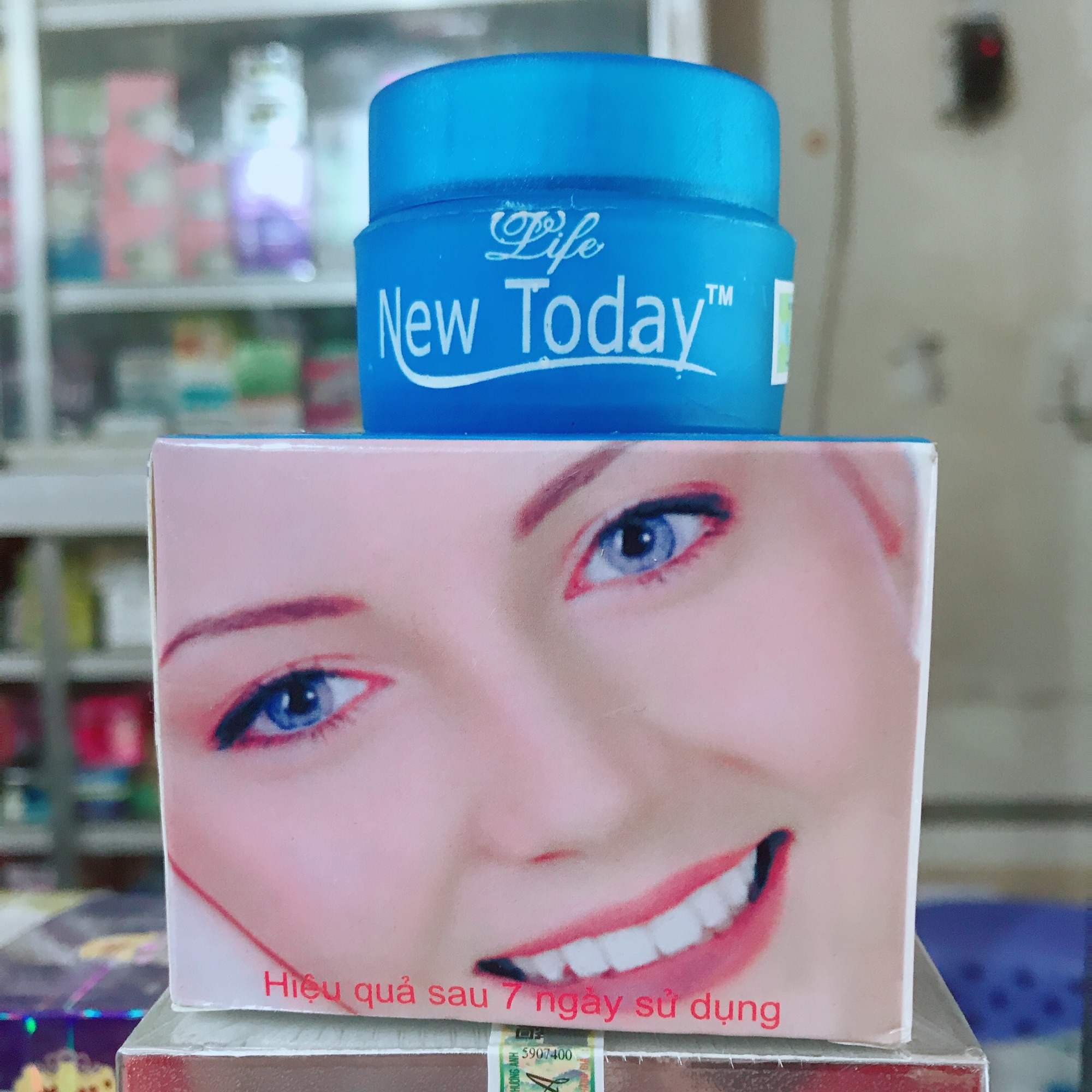 Kem ốc sên New today dưỡng trắng da chống nắng 18g, kem Ốc sên xanh trắng da chống nắng, kem Ốc Sên, kem New today