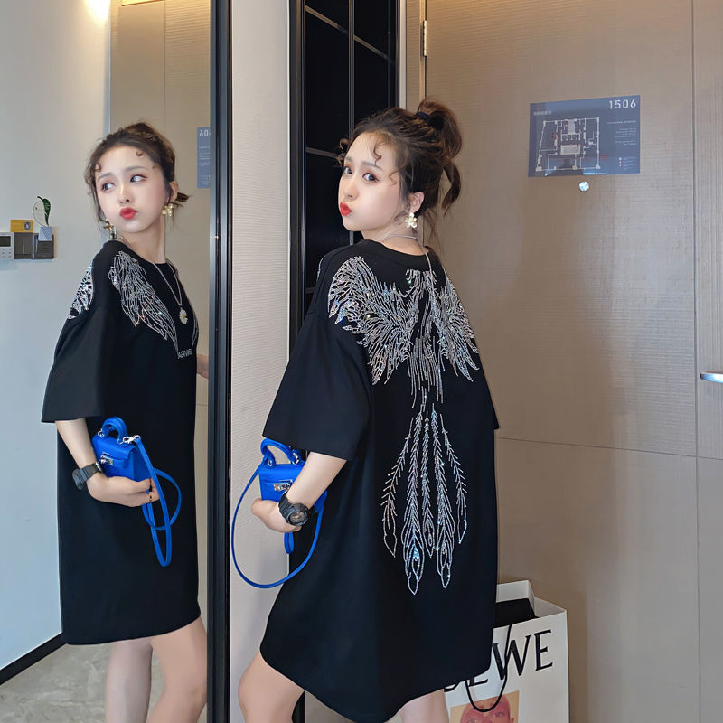 ÁO ĐÍNH ĐÁ CÁNH CHIM PHƯỢNG HOÀNG, ĐÍNH ĐÁ 2 MẶT ÁO THÂN TRƯỚC VÀ THÂN SAU.ÁO THIẾT KẾ FROM RỘNG GIẤU QUẦN CHE KHUYẾT ĐIỂM ,CHẤT VẢI COTTON CAO CẤP ,CHẤT LIỆU ĐÁ CAO CẤP BẮT MẮT SIÊU CHẮC CHẮN .