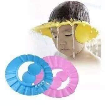 Mũ gội đầu cho bé có bịt tai