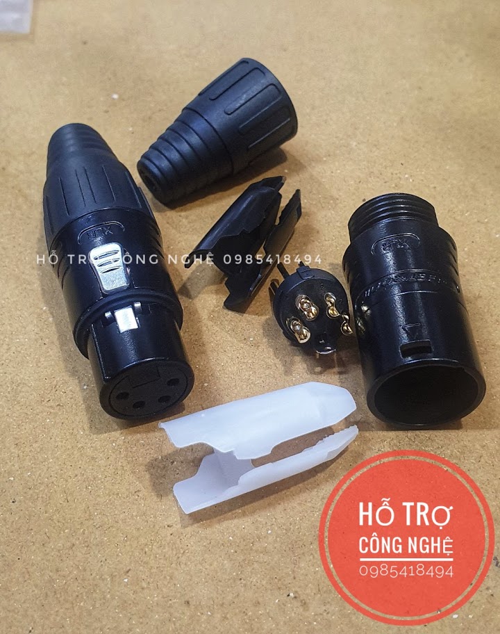 Jack canon 4 chân seetronic- giá bán 1 chiếc
