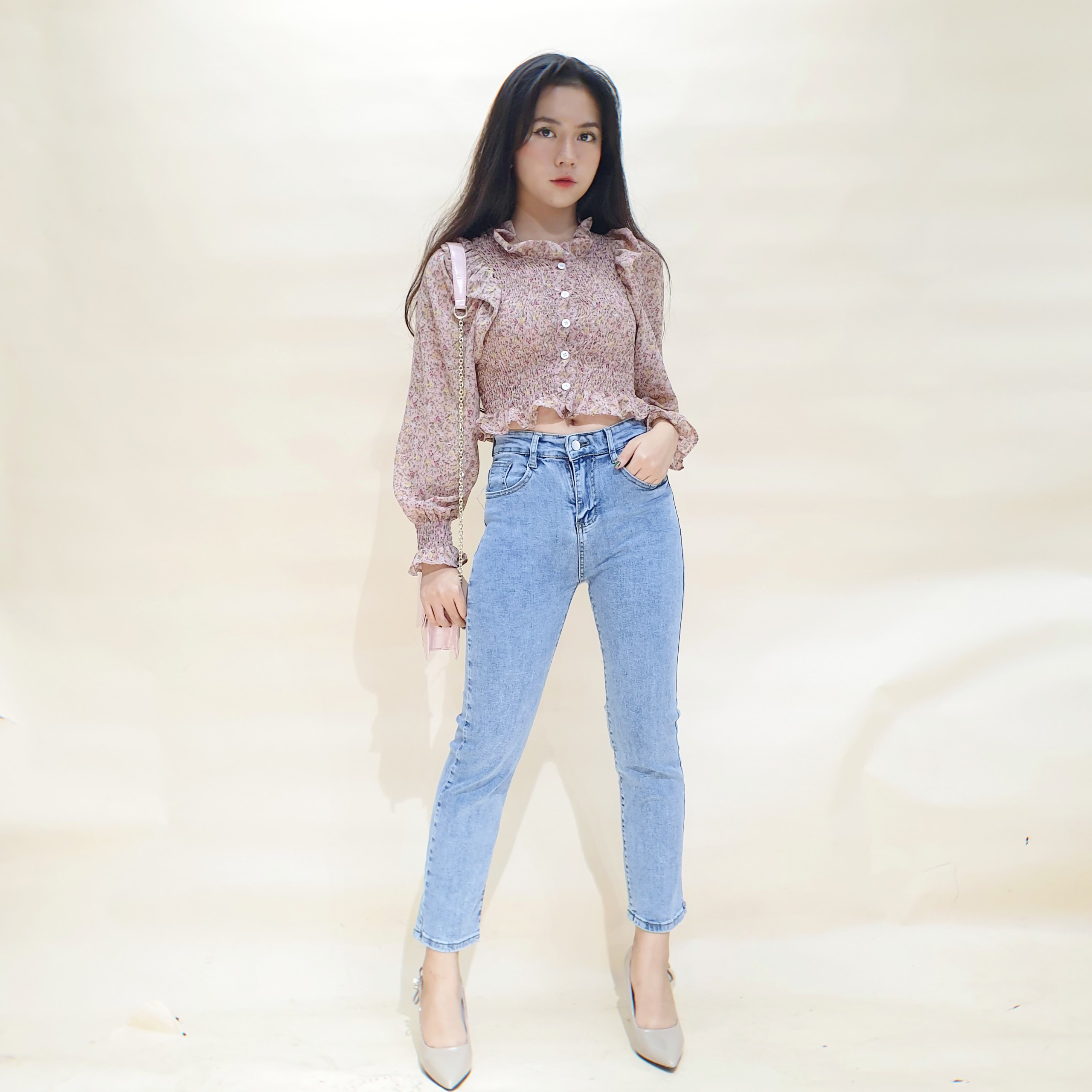 [HCM]Áo Kiểu Hoa Nhí Tay Dài Bồng Thân Nhún + Cúc Bèo Cổ Vai gấu