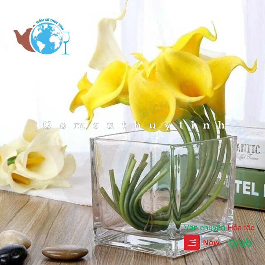 Bình bông lọ hoa thủy tinh trụ vuông 8cm x 8cm