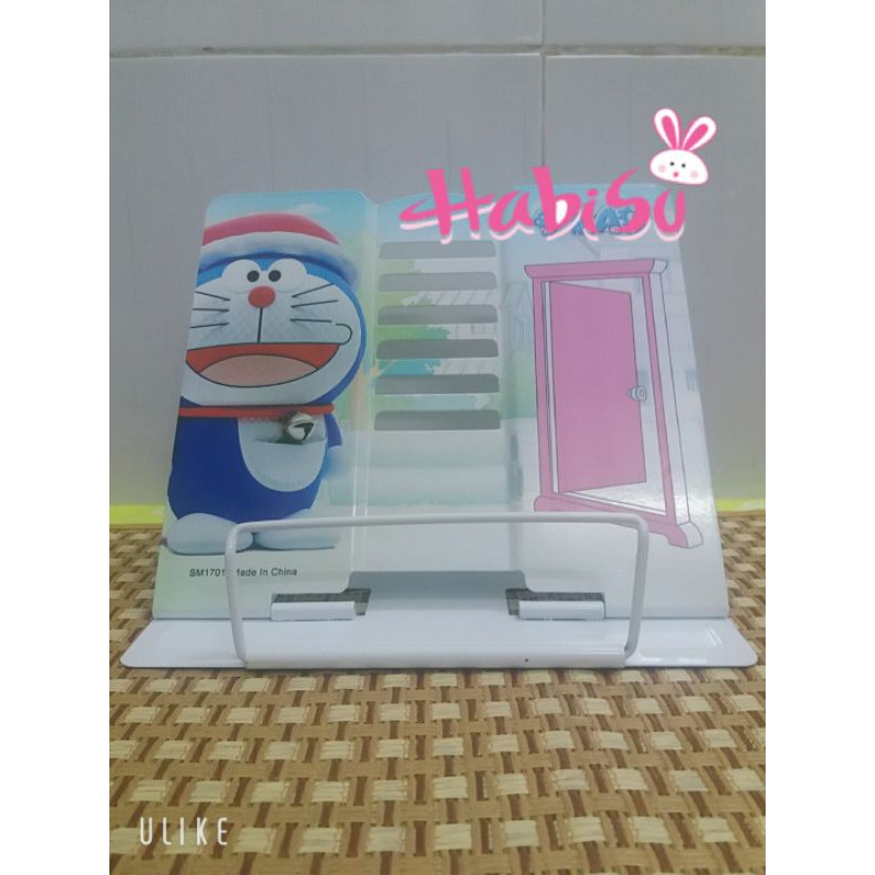 Kệ chặn sách chống cận doremon