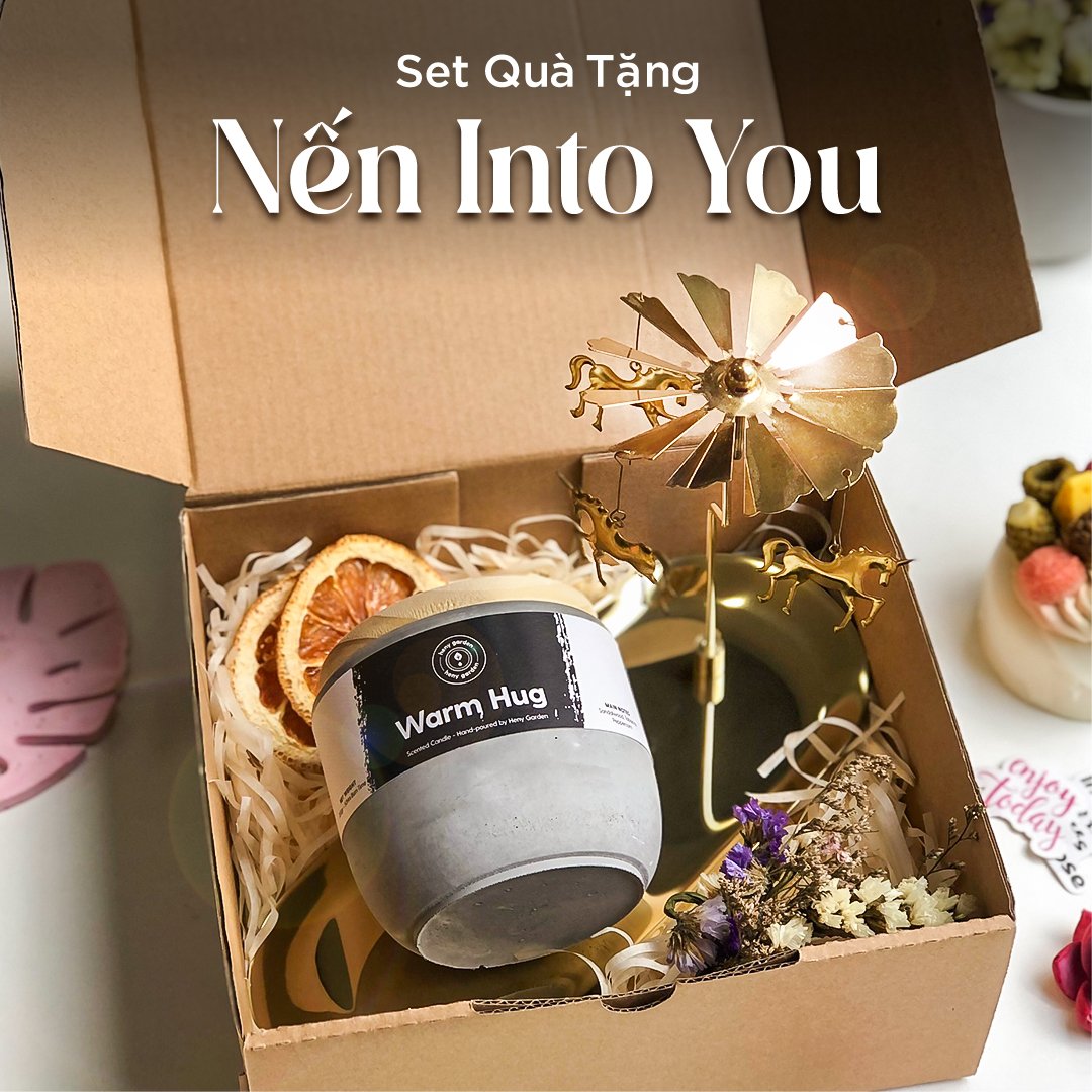 Set quà tặng sinh nhật bạn nữ, nam nến thơm into you heny garden