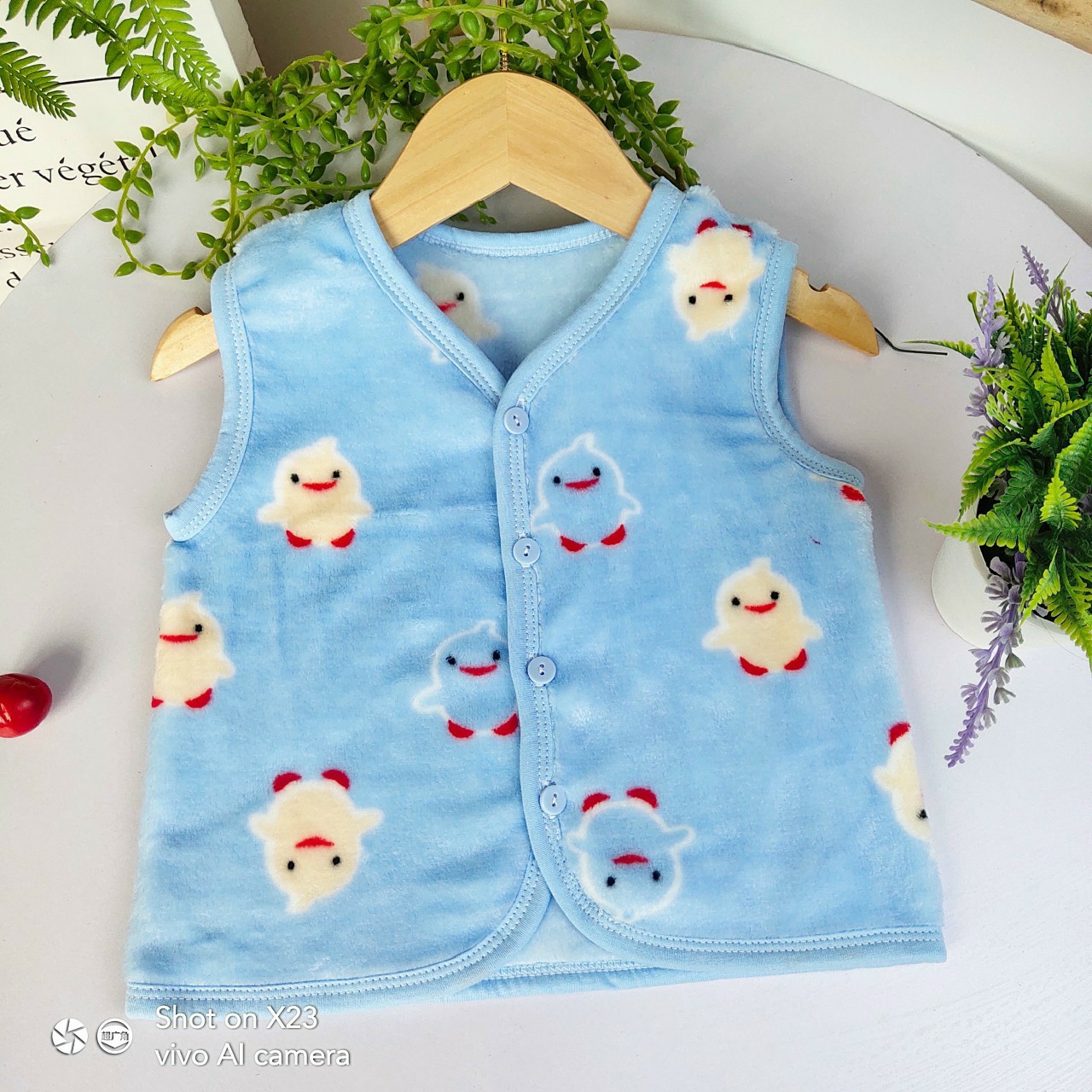 [SIÊU ĐẸP NHẸ ẤM ]  Áo Gilê nhung tuyết siêu mềm siêu mịn cho bé 3-12kg -  AGL- NT0230 - (Giao màu ngẫu nhiên ) / áo ghile cho bé / ao gile cho be / áo gile bé trai / áo gile cho bé trai / áo ghi lê cho bé trai / áo gile cho bé sơ sinh