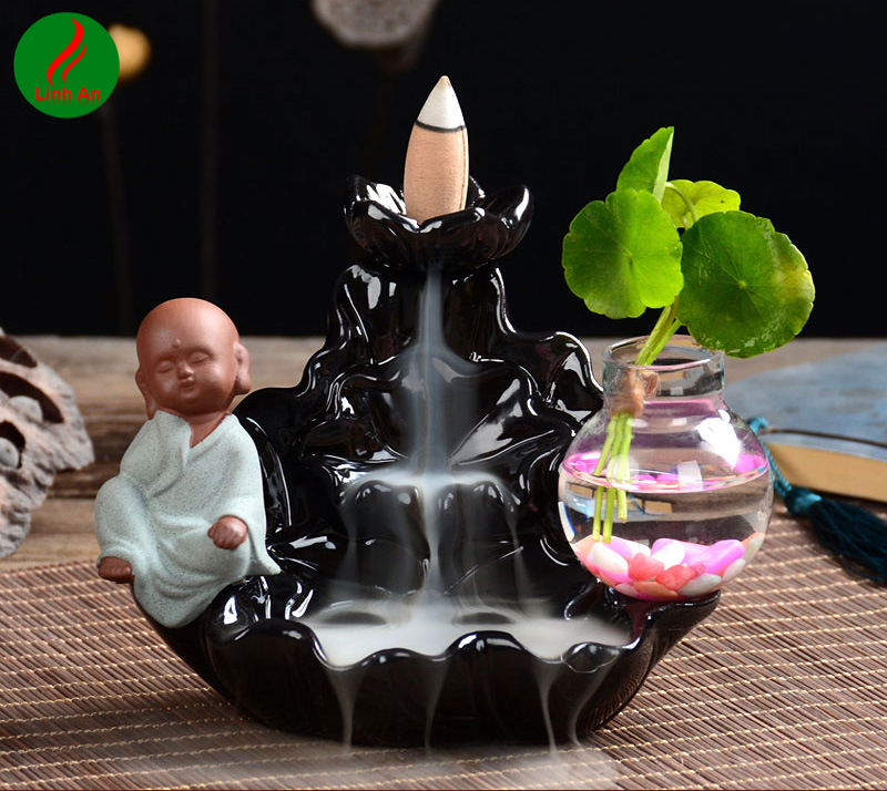 Thác Khói Trầm Hương - Vạn Sự Tùy Duyên 3 (xanh) + 5 nụ trầm hương