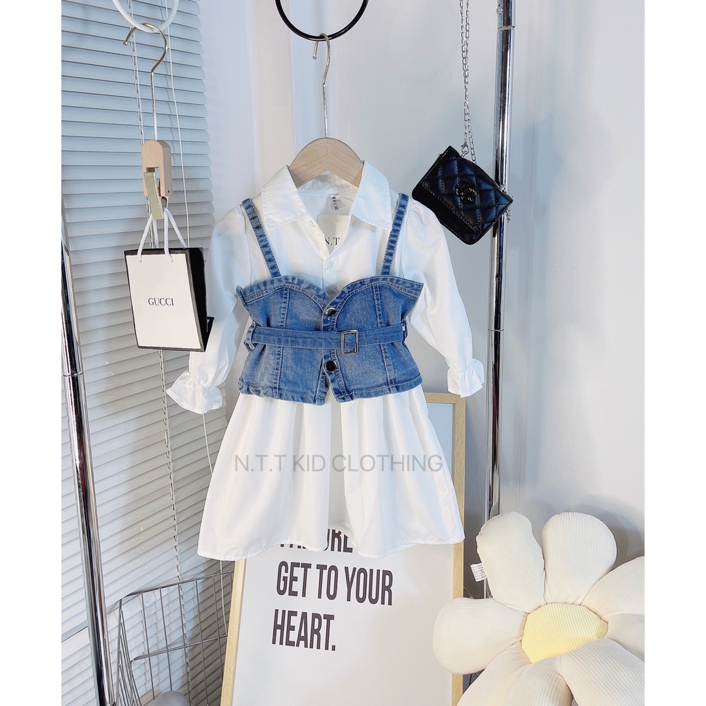 Váy cho bé gái, set váy sơ mi trắng kèm áo yếm jeans sành điệu cho bé size 13-32kg