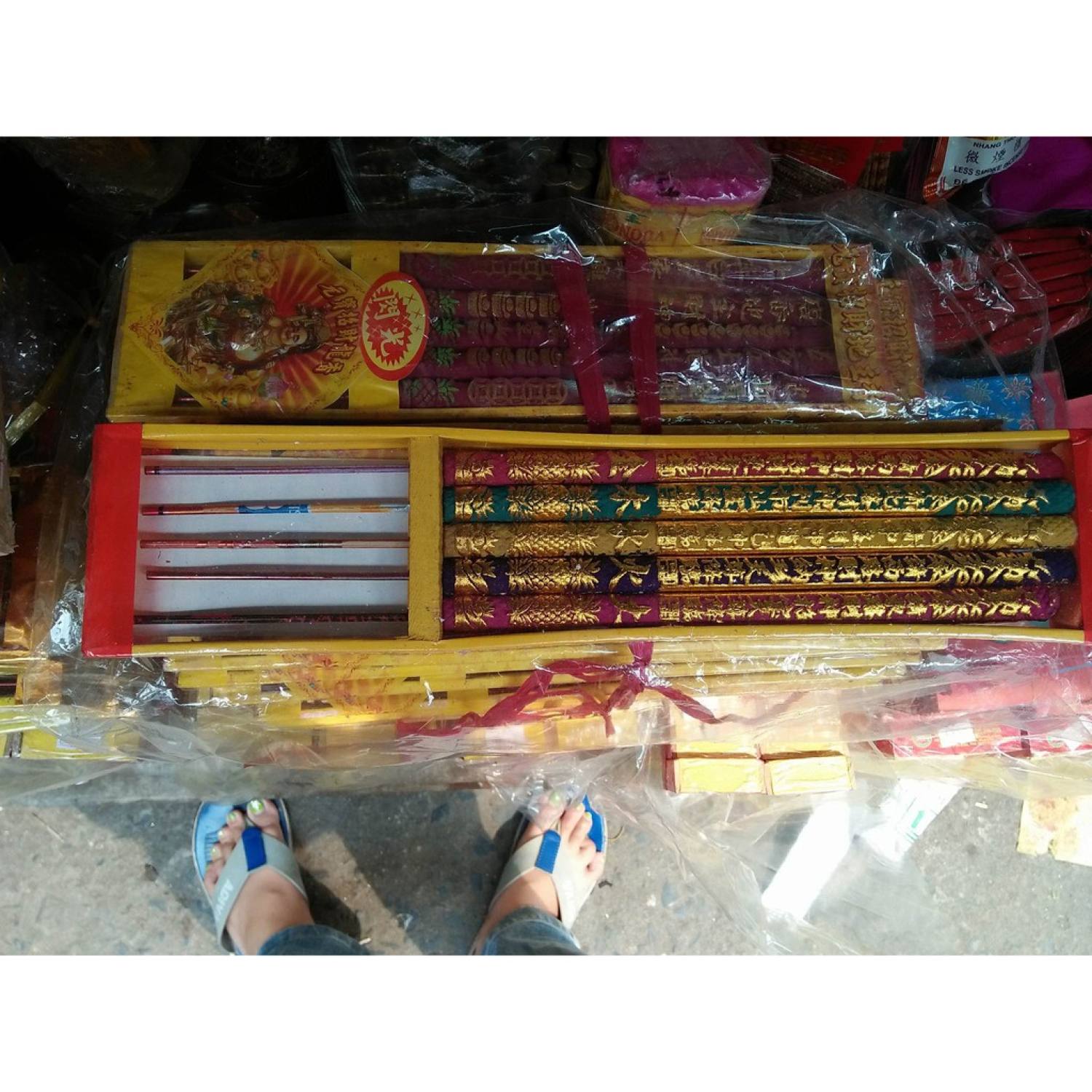 Nhang thần tài 5 cây cao 3 tấc , 4 tấc , 5 tấc