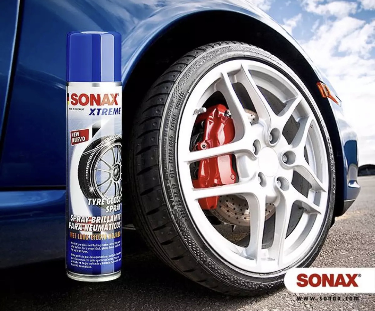 Chai xịt bảo dưỡng làm đen sâu siêu bóng lốp, vỏ xe Sonax Xtreme Tyre Gloss Spray 400ml 235300 - Nhập khẩu Đức