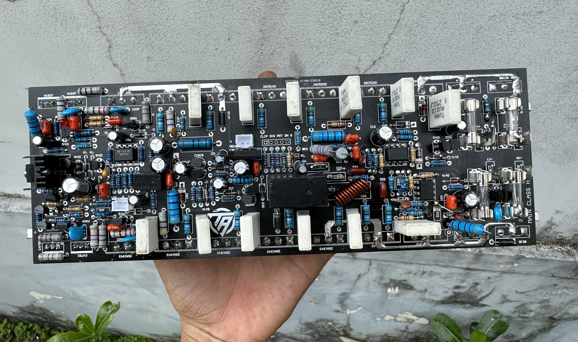 Mạch công suất class h 1200w có chân ra đèn bảo vệ đầy đủ