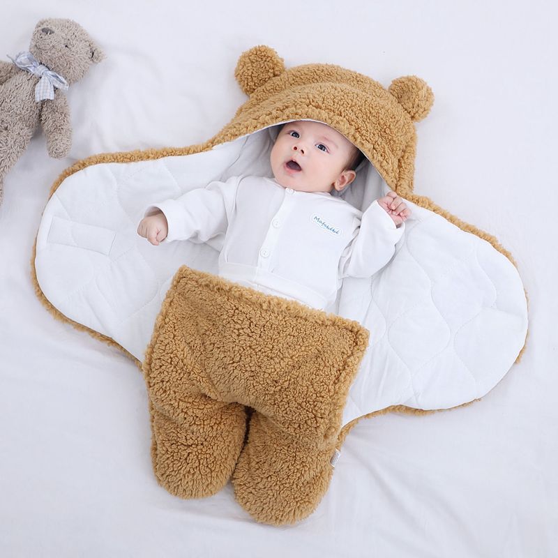 Chăn ủ gấu lông cừu có chân cho bé loại dày 3 lớp trần bông cho bé 0-6 tháng u04