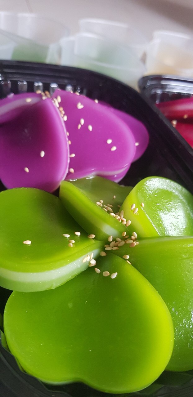 [HCM]BÁNH DA LỢN NHÂN SẦU RIÊNG