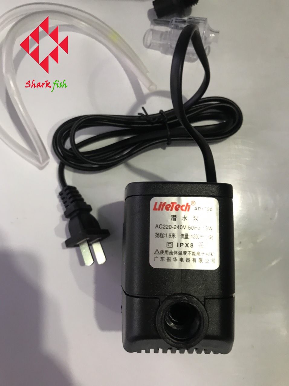 Máy bơm hồ cá lifetech ap 1550- life tech ap 1550- bơm ap 1550-bơm chình hồ cá ap 1550