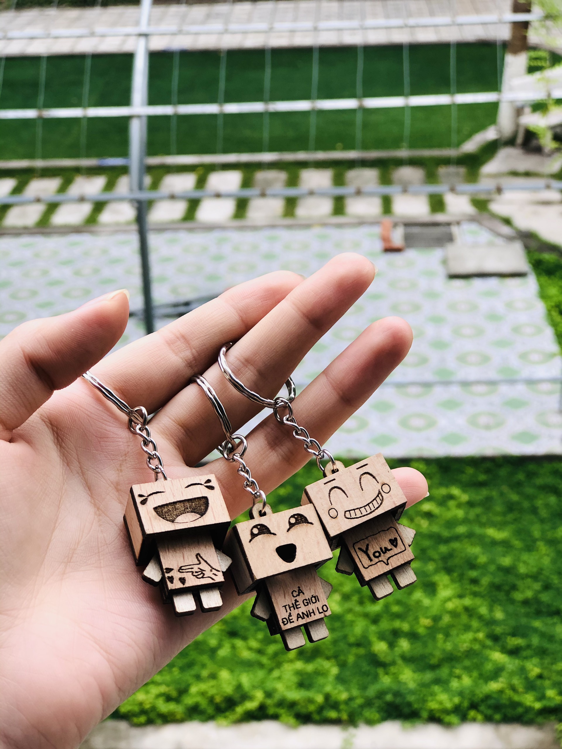 Móc khóa danbo mặt cười Gỗ