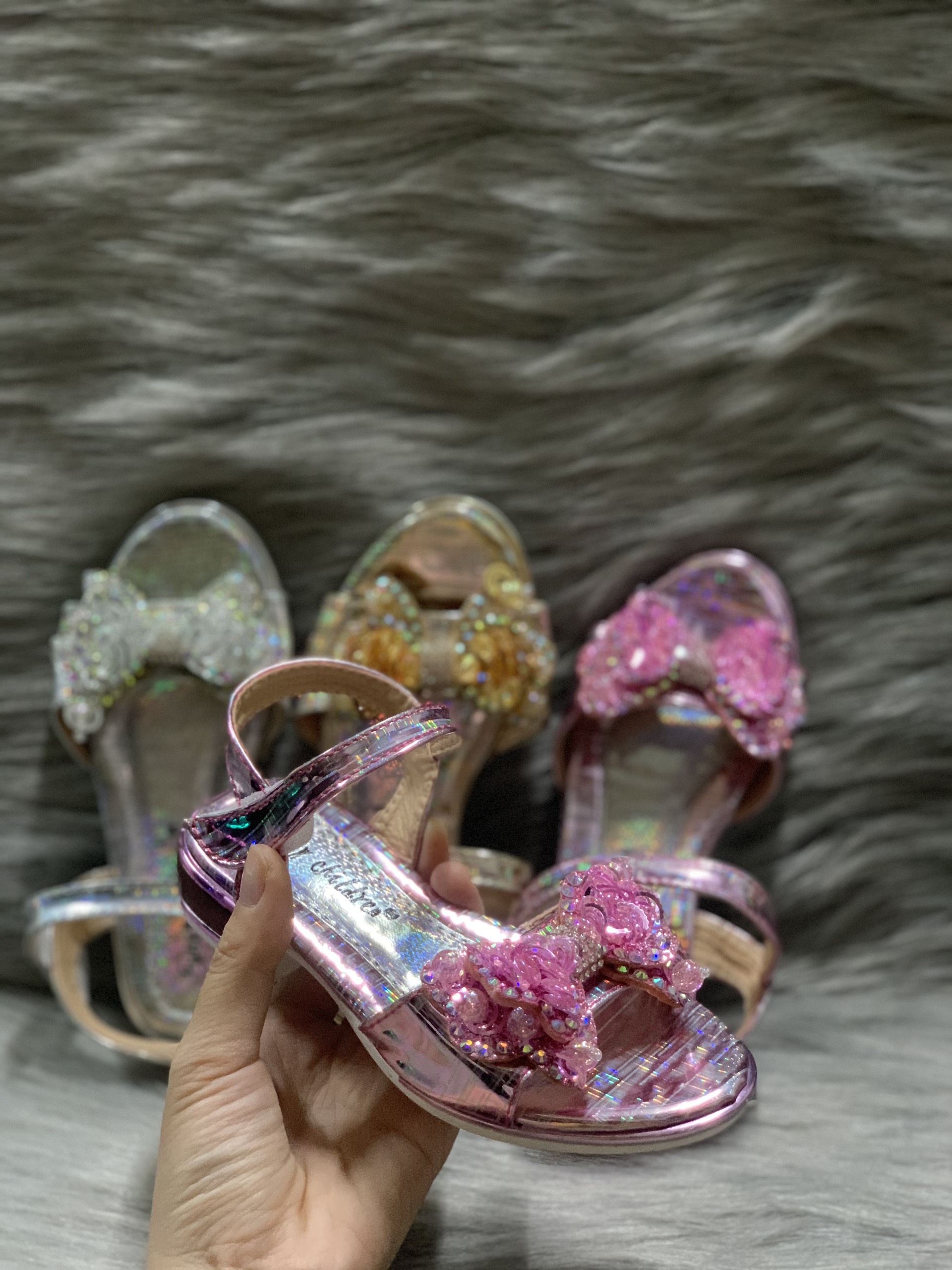 Sandal nơ đá gót bé gái xinh xắn hàng quảng châu cao cấp