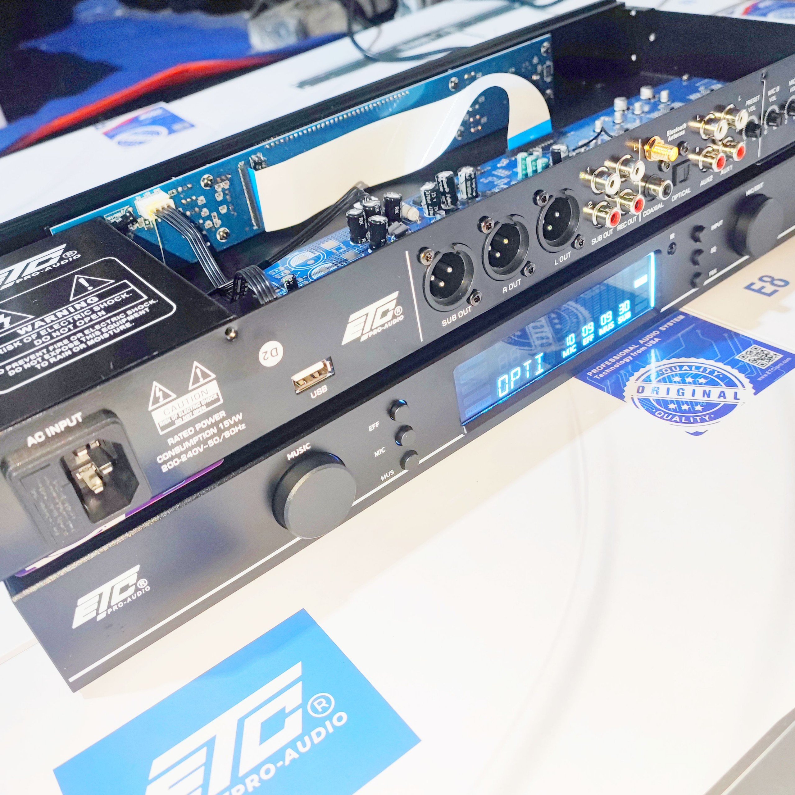 vang cơ lai số ETC E8 E 8 cao cấp phong cách châu âu nhiều chế độ chống hú giải mã âm thanh số cắt sub cổng quang blueto