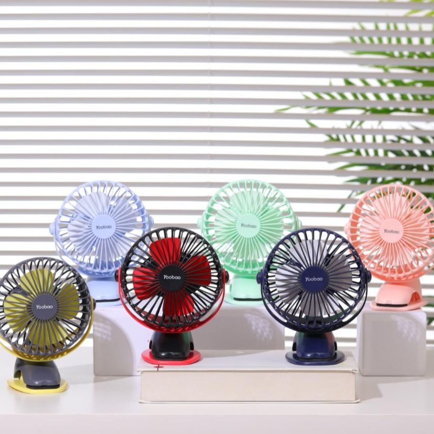 Quạt tích điện YOOBAO F04 6400mAh, sử dụng liên tục 32 giờ, thiết kế đế kẹp tiện dụng
