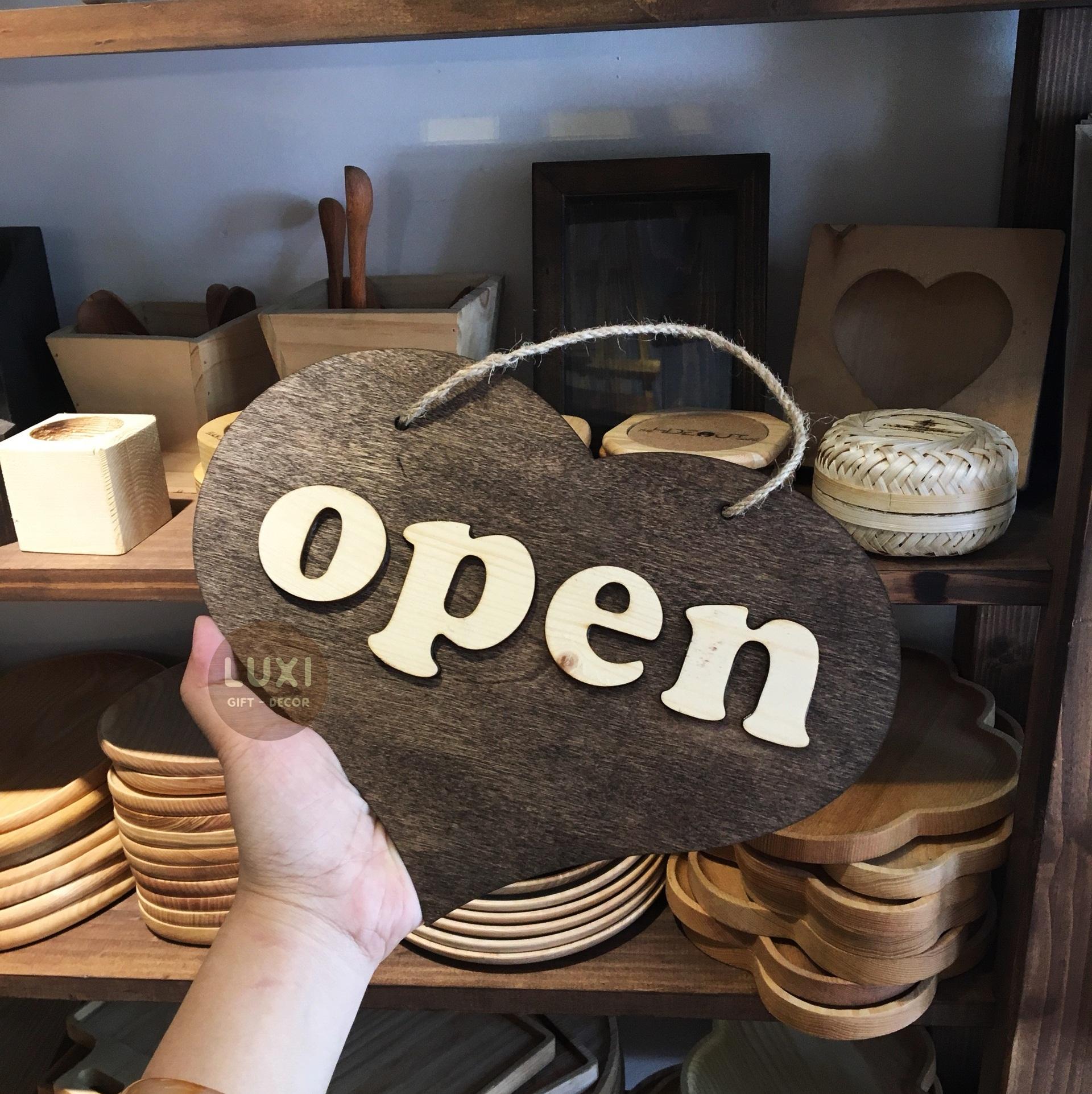 Bảng gỗ treo cửa 2 mặt Open – Close trái tim 24 LUXI decor