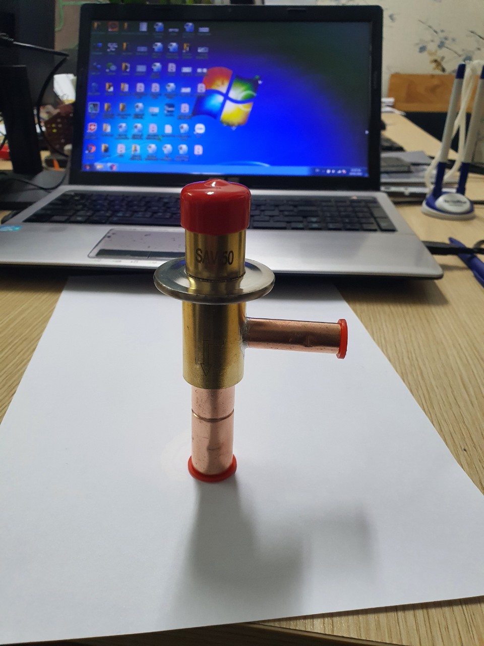 Van điều áp , van xả gas nóng , van bypass , van ổn định áp xuất cho máy sấy khí , máy điều hòa , chiller