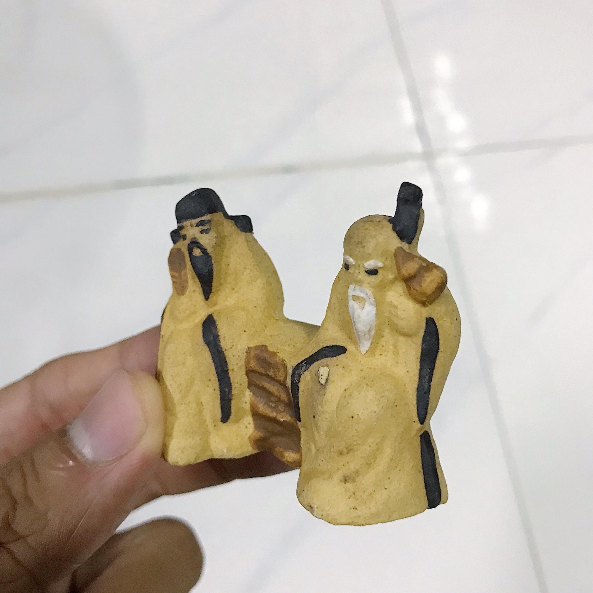 "hoàn tiền đến 10%" hai ông đánh cờ trang trí hồ cá non bộ dài 5cm cao 5cm