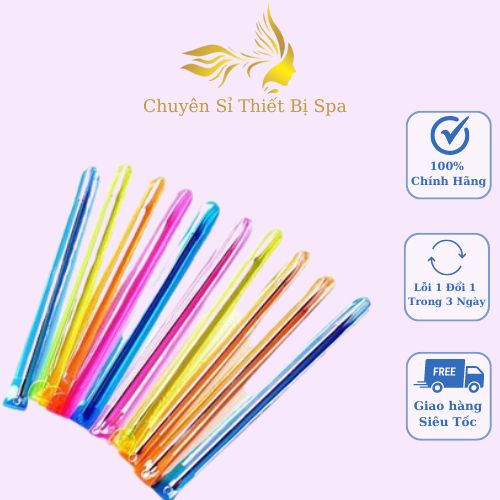 Que nặn mụn vô cùng tiện lợi