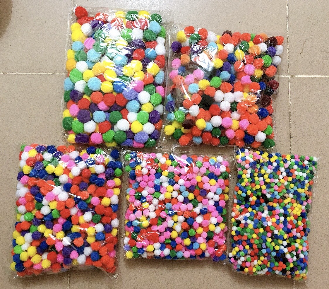 Hạt bombom, hạt bông màu pompom