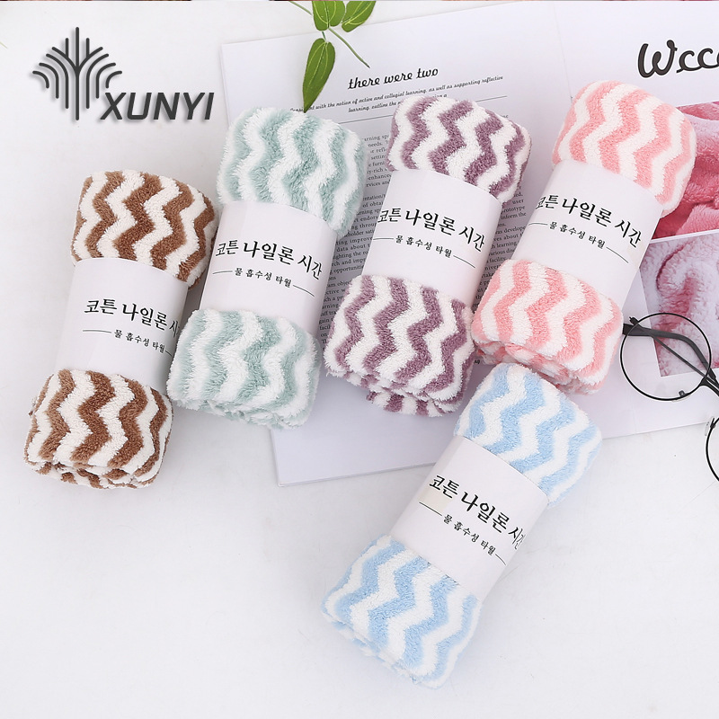 Khăn mặt lông cừu hàn quốc 50x30cm siêu thấm hút loại có dòng kẻ / khăn mặt hàn quốc 50x30cm siêu mền mịn