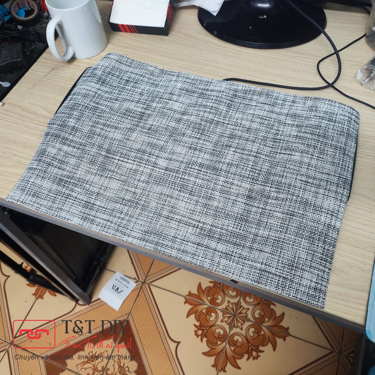 Vải lưới ê căng trắng tuyết