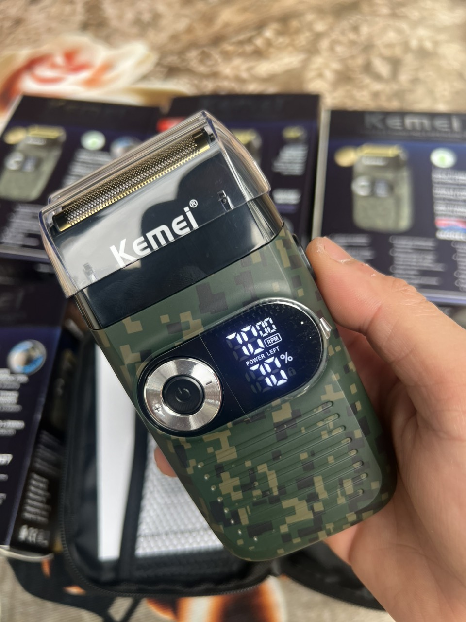 Máy cạo râu kemei km 2027 công suất 5w