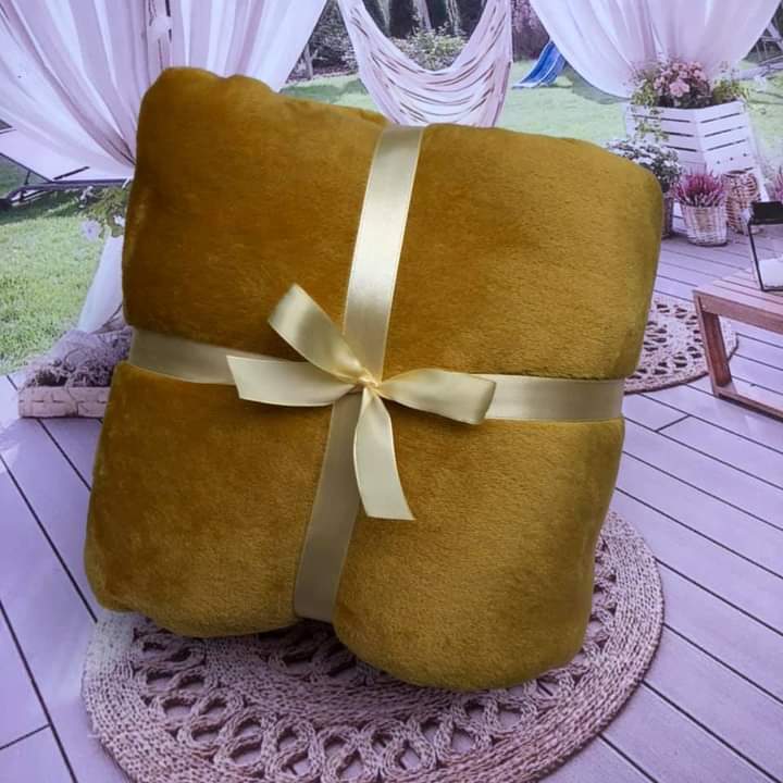 Mền lông tuyết thái lan 1m8x2m2