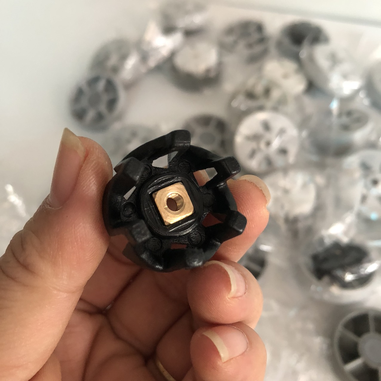 Vấu dao máy xay ép trái cây philips hr1811 hr1847 hr1848
