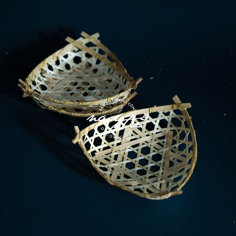 Rổ tre giỏ tre hình tam giác- lh 0978945425