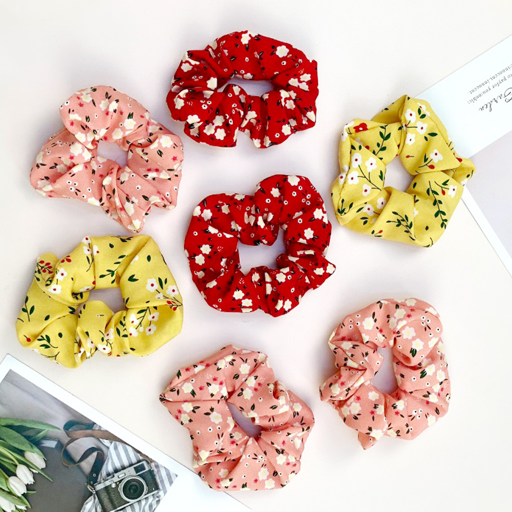 Cột tóc vải scrunchies buộc tóc họa tiết hoa nhí loại đẹp hot trend