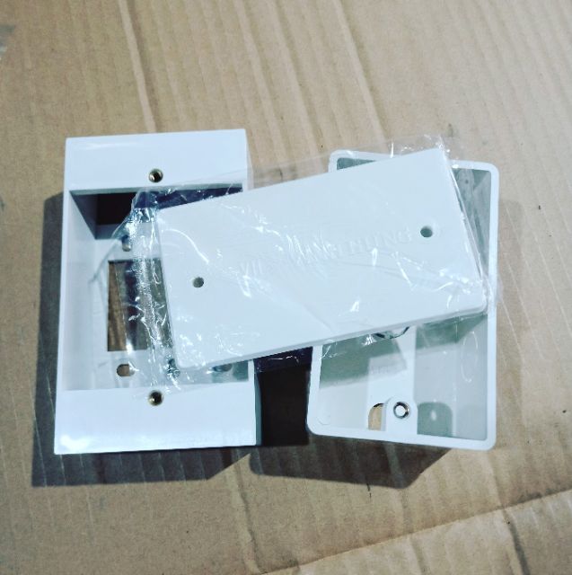 [HCM][2 miếng] Nắp che hộp nhựa âm tường - Mặt bít che ổ điện