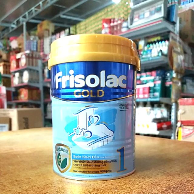 Sữa bột Frisolac gold 1 lon 400g cho trẻ từ 0 - 6 tháng tuổi.
