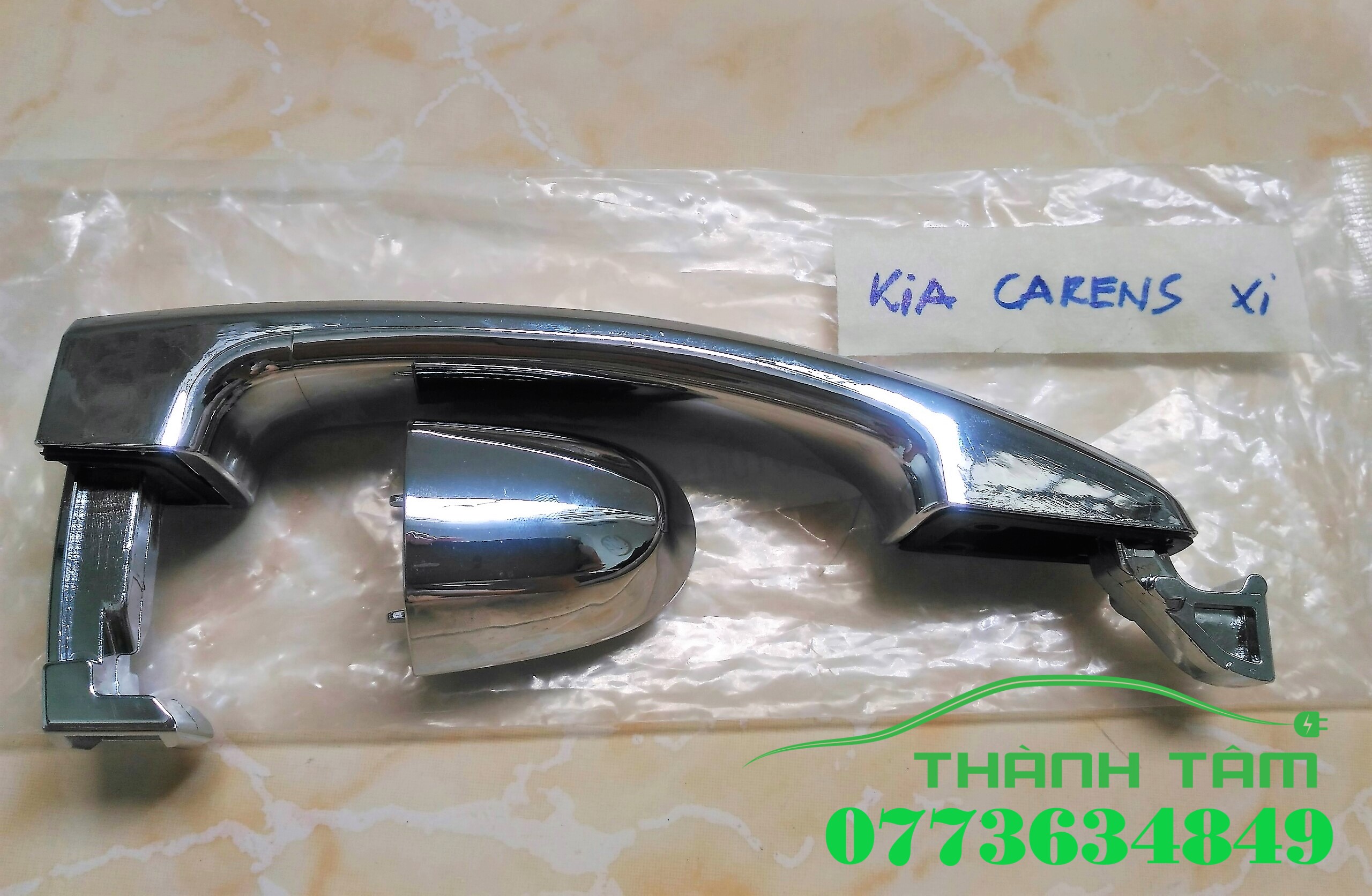 Tay mở cửa ngoài kia caren 2015/ tay nắm cửa ngoài kia caren 2015