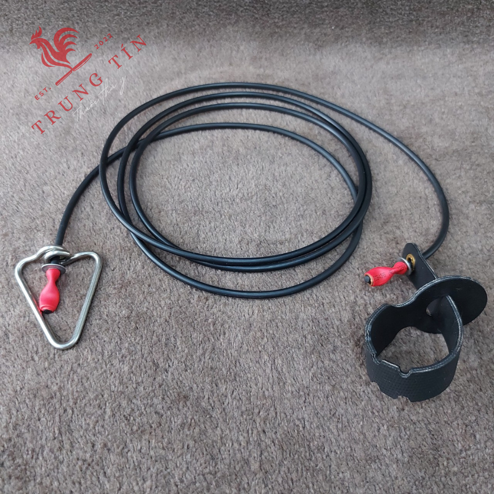 ( DÂY CỘT GÀ CAO SU) xuất khẩu nước ngoài -  co giản , móc khớp inox cao cấp , bịt chân dầy (dây dài 1 mét 8) TRE NÒI điều sài được